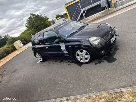 Renault Clio RS 2.0 172
