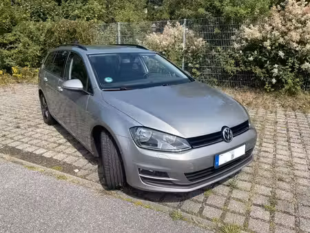 Volkswagen Golf 2.0 TDI 110 Cup