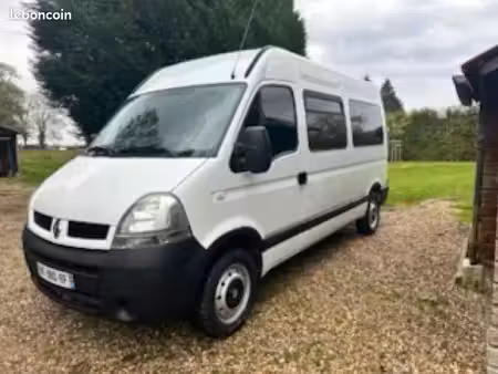 Renault Master 2.5 dCi 120