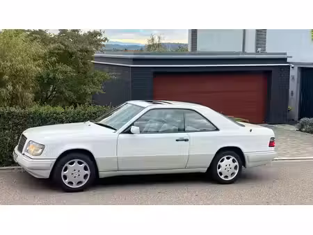 Mercedes-Benz Classe E E 220