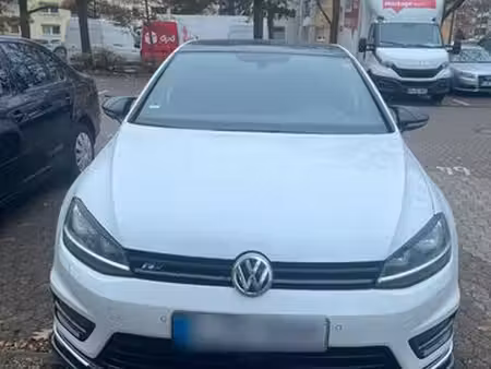 Volkswagen Golf 2.0 TDI 150 R-Line
