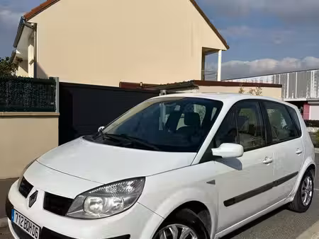 Renault Scénic 1.5 dCi 105