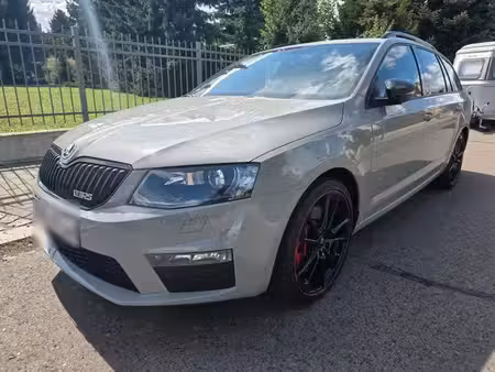 Škoda Octavia RS 2.0 136