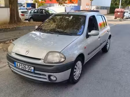 Renault Clio 90