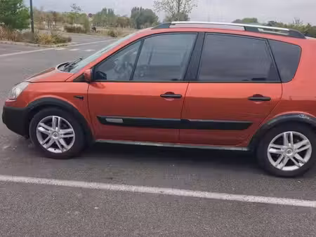 Renault Scénic 1.9 dCi 130