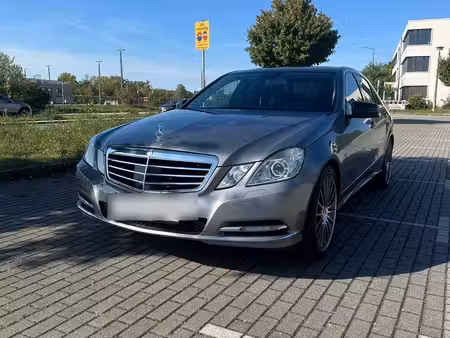Mercedes-Benz Classe E E 350 V6 3.0 265