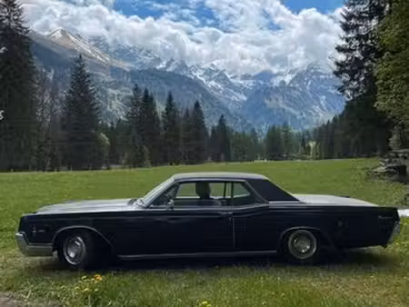Lincoln Continental 