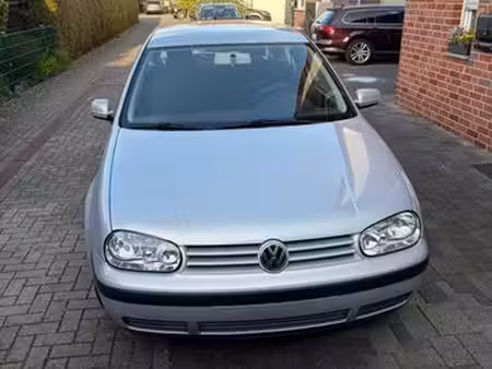 Volkswagen Golf 1.4 75