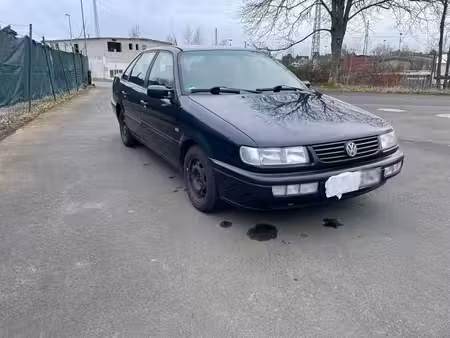 Volkswagen Passat 1.6 100