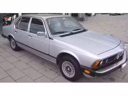 BMW Série 7 733i