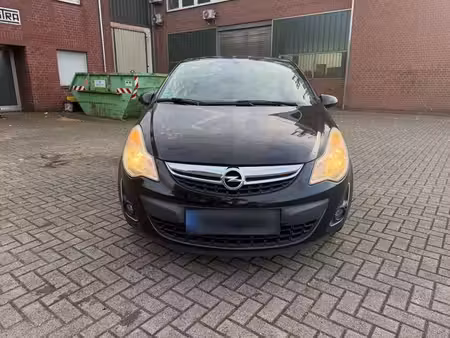 Opel Corsa 1.2 85