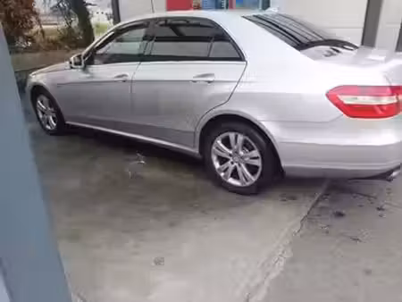 Mercedes-Benz Classe E E 200 2.1 CDI 136 Classic