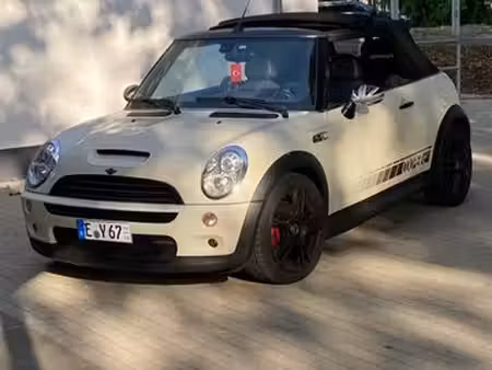 Mini Cabrio John Cooper Works 1.6 211