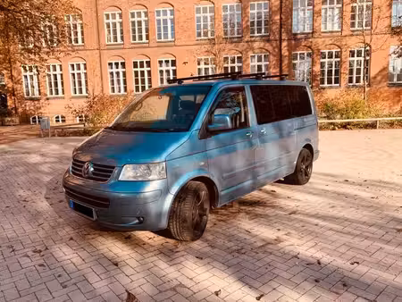 Volkswagen Transporter T5 2.5 TDI 174