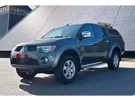 Mitsubishi L200 2.5 136