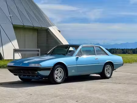 Ferrari 365 GT/4 2+2 V12 4.4