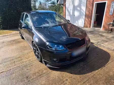 Volkswagen Golf GTI 2.0 200