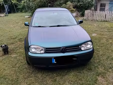 Volkswagen Golf 1.6 105