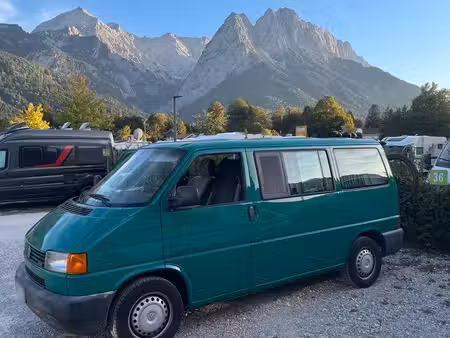 Volkswagen Transporter T4 2.5 TDI 88