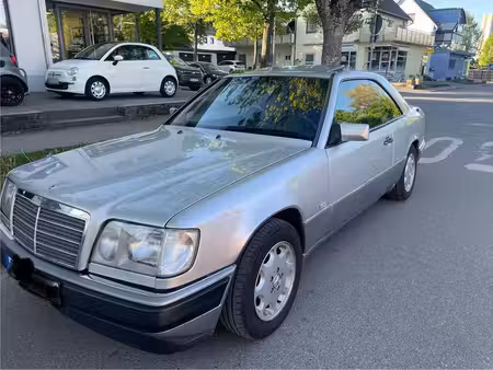 Mercedes-Benz Classe E E 200 136 Elegance