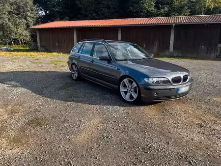 BMW Série 3 320i 2.2 170