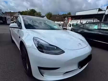 Tesla Model 3 Standard Plus 275