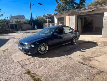 BMW Série 5 528i 2.8 193