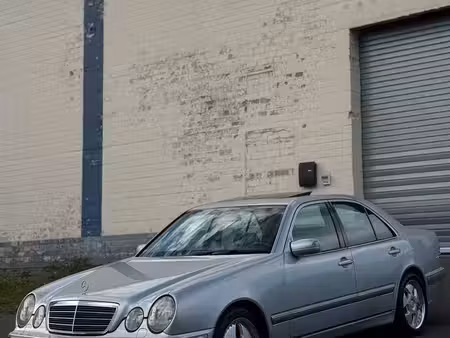 Mercedes-Benz Classe E E 320