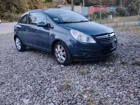 Opel Corsa 1.2 80
