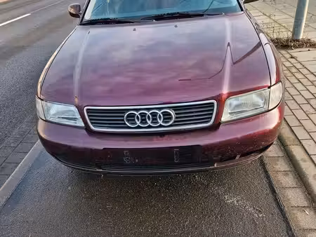 Audi A4 1.6 101