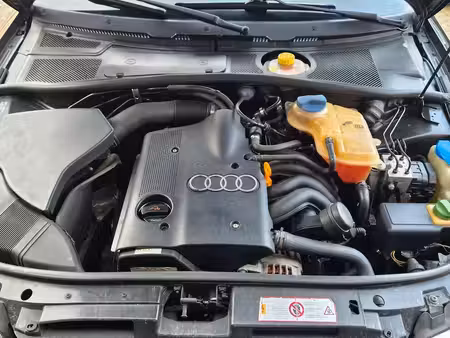 Audi A4 1.6 100