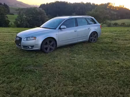 Audi A4 1.8 T 163 S line