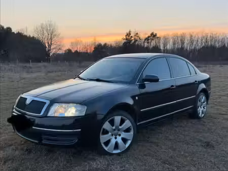 Škoda Superb V6 2.5 163