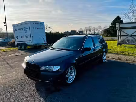 BMW Série 3 330i 170