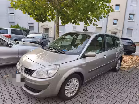 Renault Scénic 2.0 135 Exception