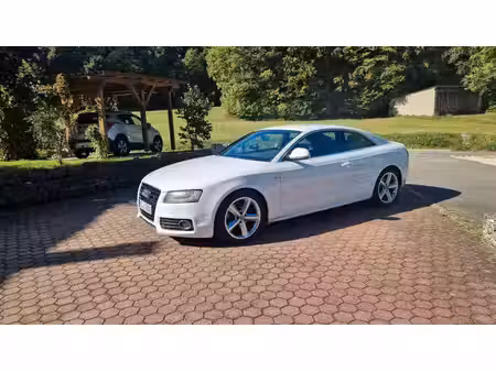 Audi A5 V6 3.0 TDI 240 S line quattro