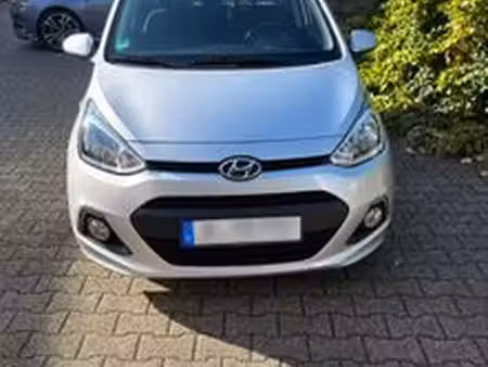 Hyundai i10 1.2 87 Yes! Silver