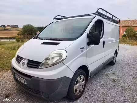 Renault Trafic 2.0 dCi 90