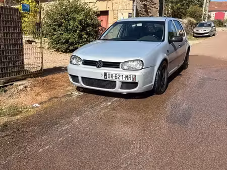 Volkswagen Golf 1.9 TDI 110