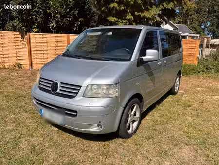 Volkswagen Transporter T5 2.5 TDI 130