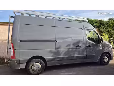 Renault Master 2.3 dCi 180