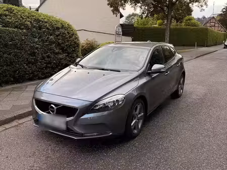 Volvo V40 T2 2.0 122