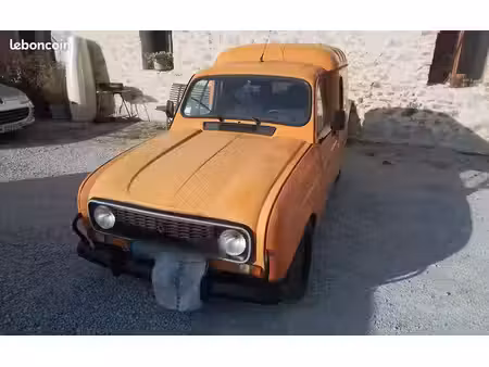 Renault R4 4L
