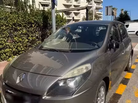 Renault Scénic dCi 130