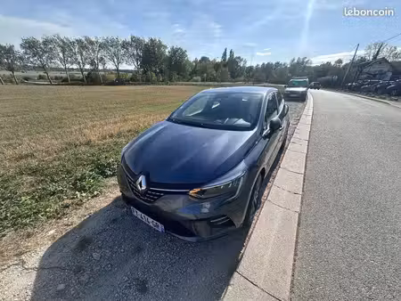 Renault Clio E-Tech 1.6 145