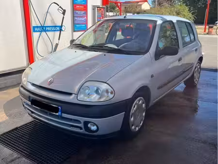 Renault Clio 1.4 98