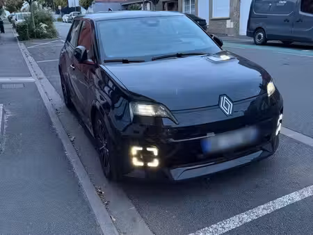 Renault R5 150 Iconic
