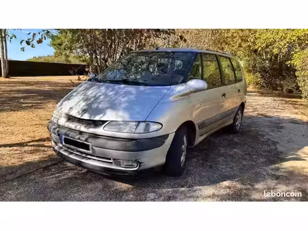 Renault Espace 2.2 110