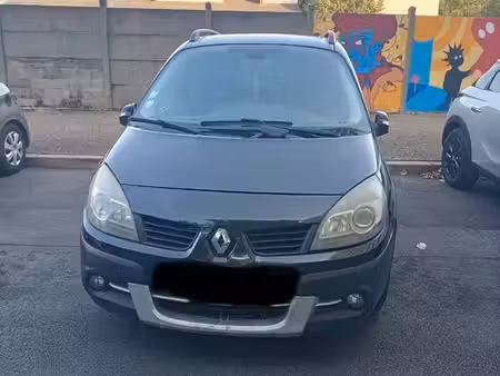 Renault Scénic 1.9 dCi 130