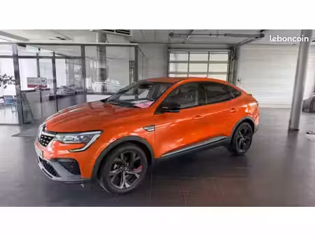Renault Arkana E-Tech 1.6 145 RS Line